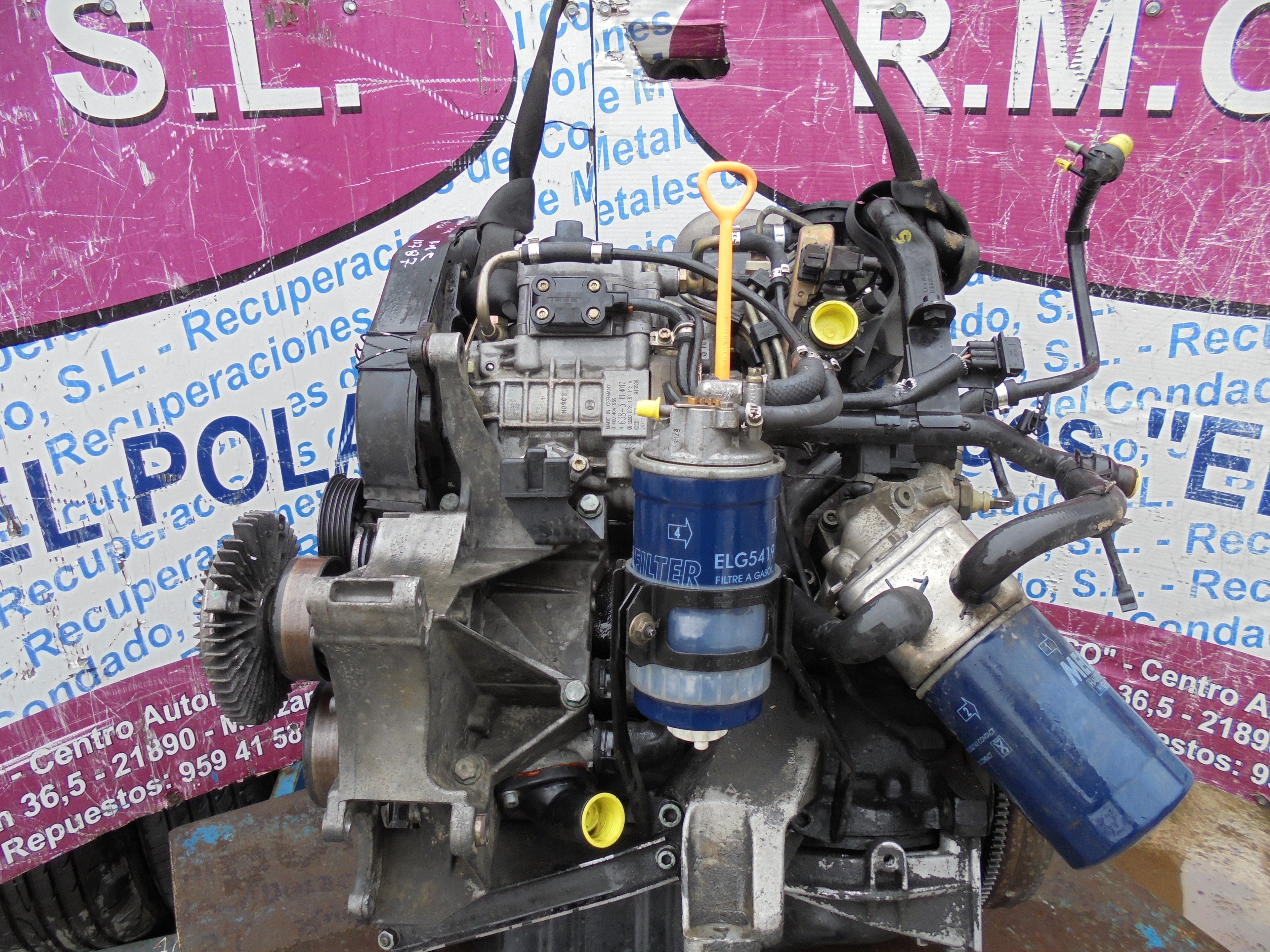 VOLKSWAGEN Passat B5 (1996-2005) Motor 25042555