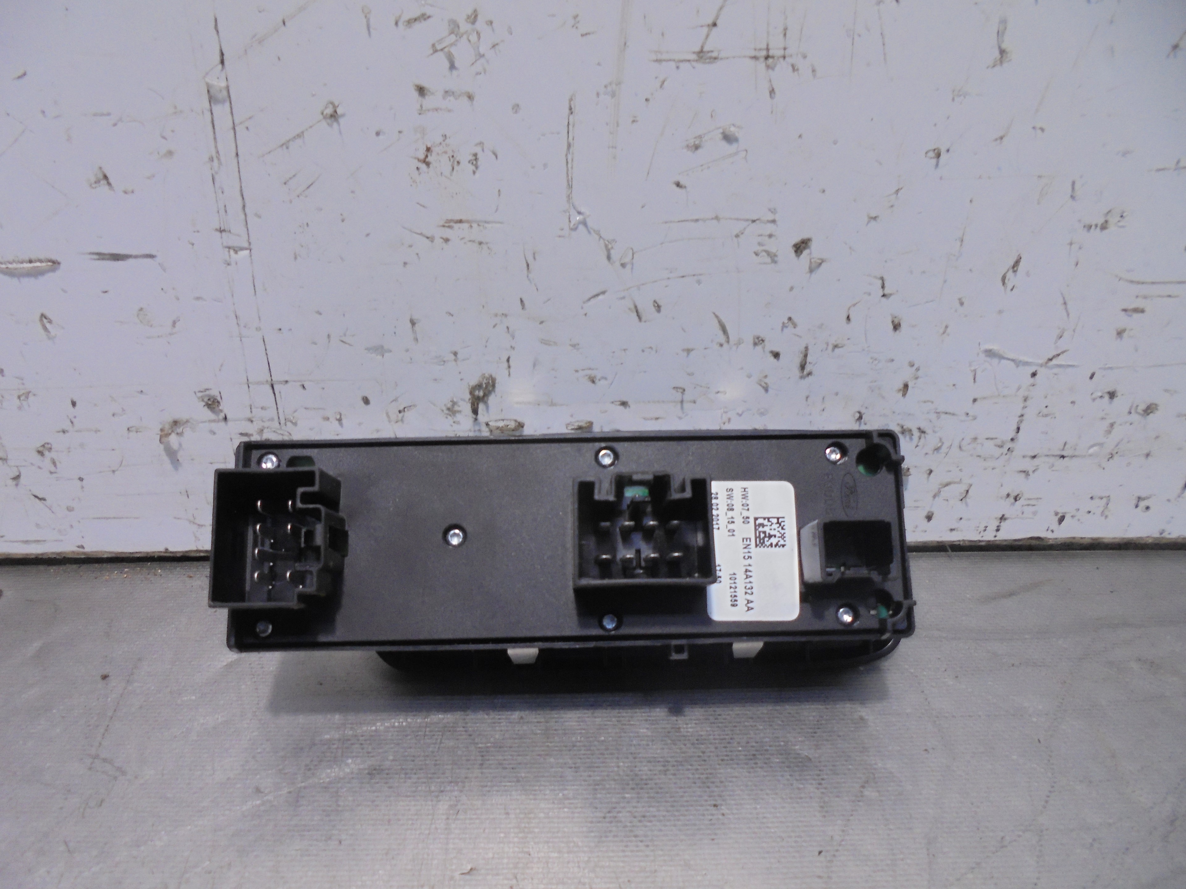 FORD EcoSport 1 generation (2003-2012) Front Left Door Window Switch EN1514A132AA 25213958