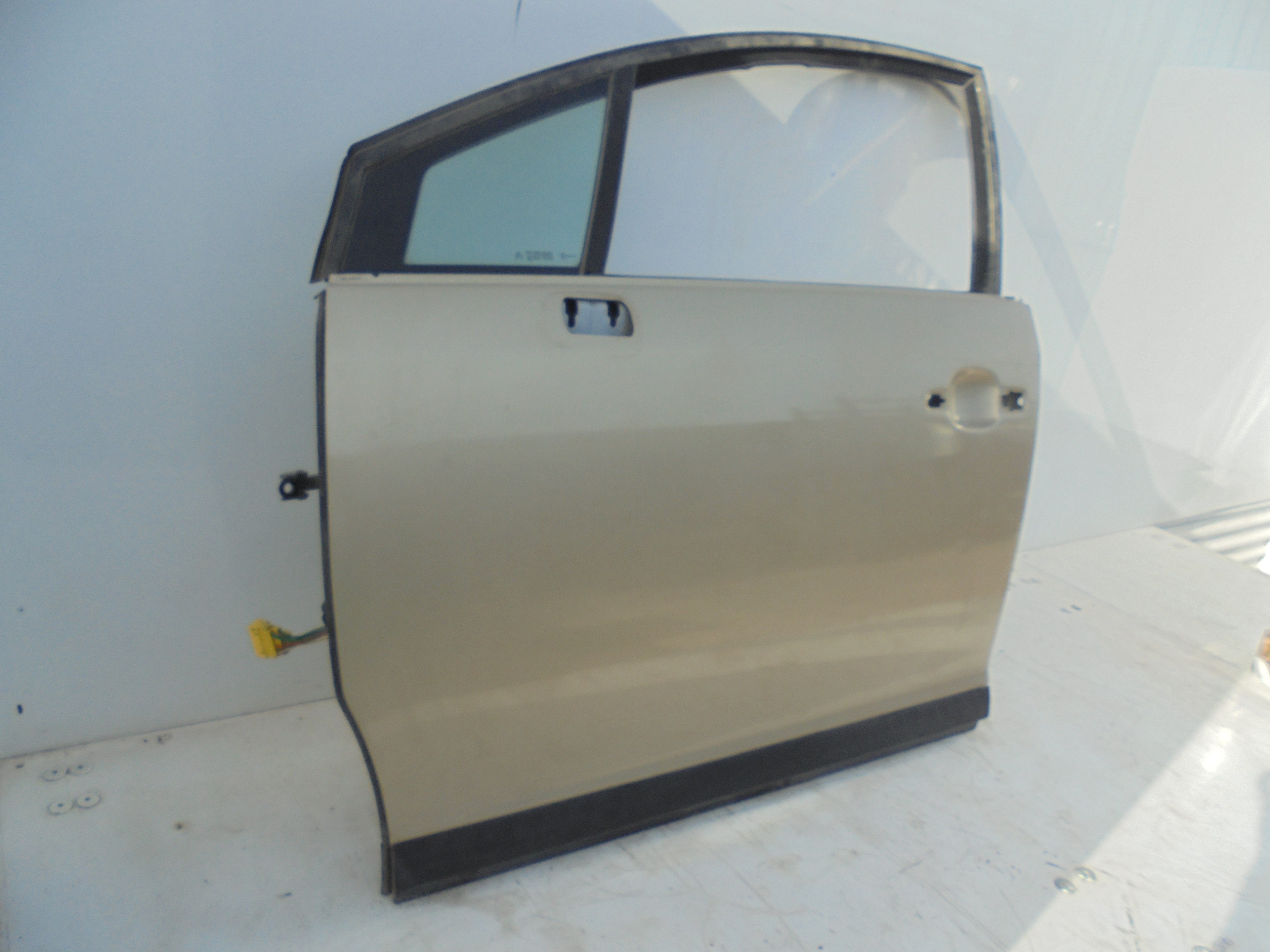 CITROËN C4 1 generation (2004-2011) Front Left Door 25067672