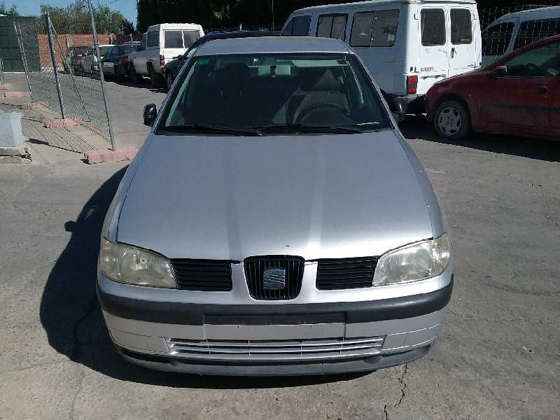 SEAT Ibiza 2 generation (1993-2002) Котушка високої напруги 032905106E 23311524