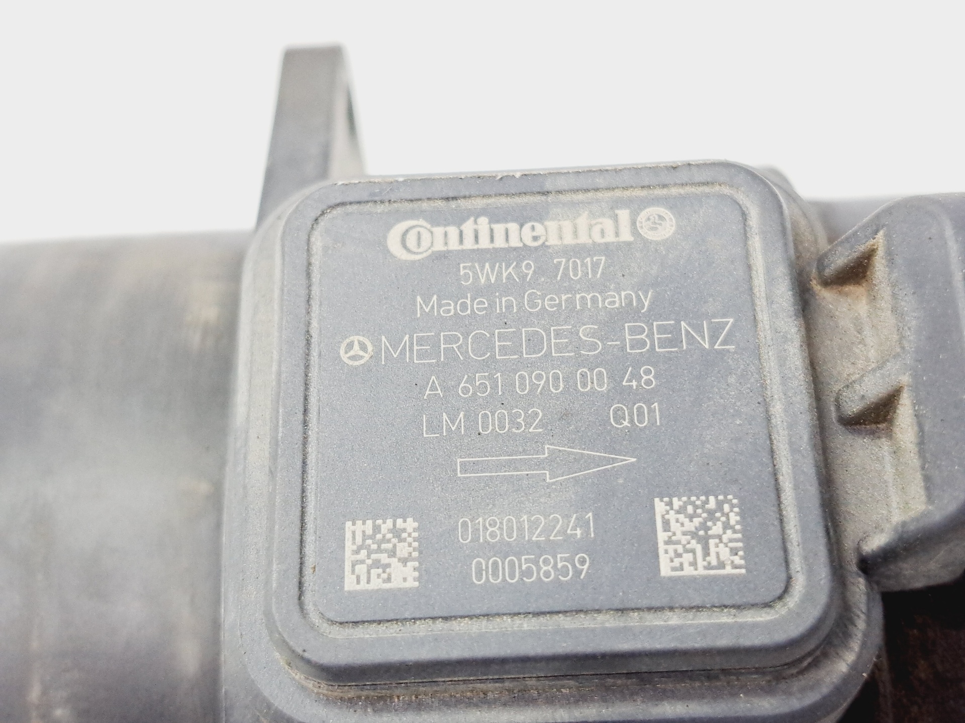 MERCEDES-BENZ C-Class W204/S204/C204 (2004-2015) Mass Air Flow Sensor MAF A6510900048 23332567