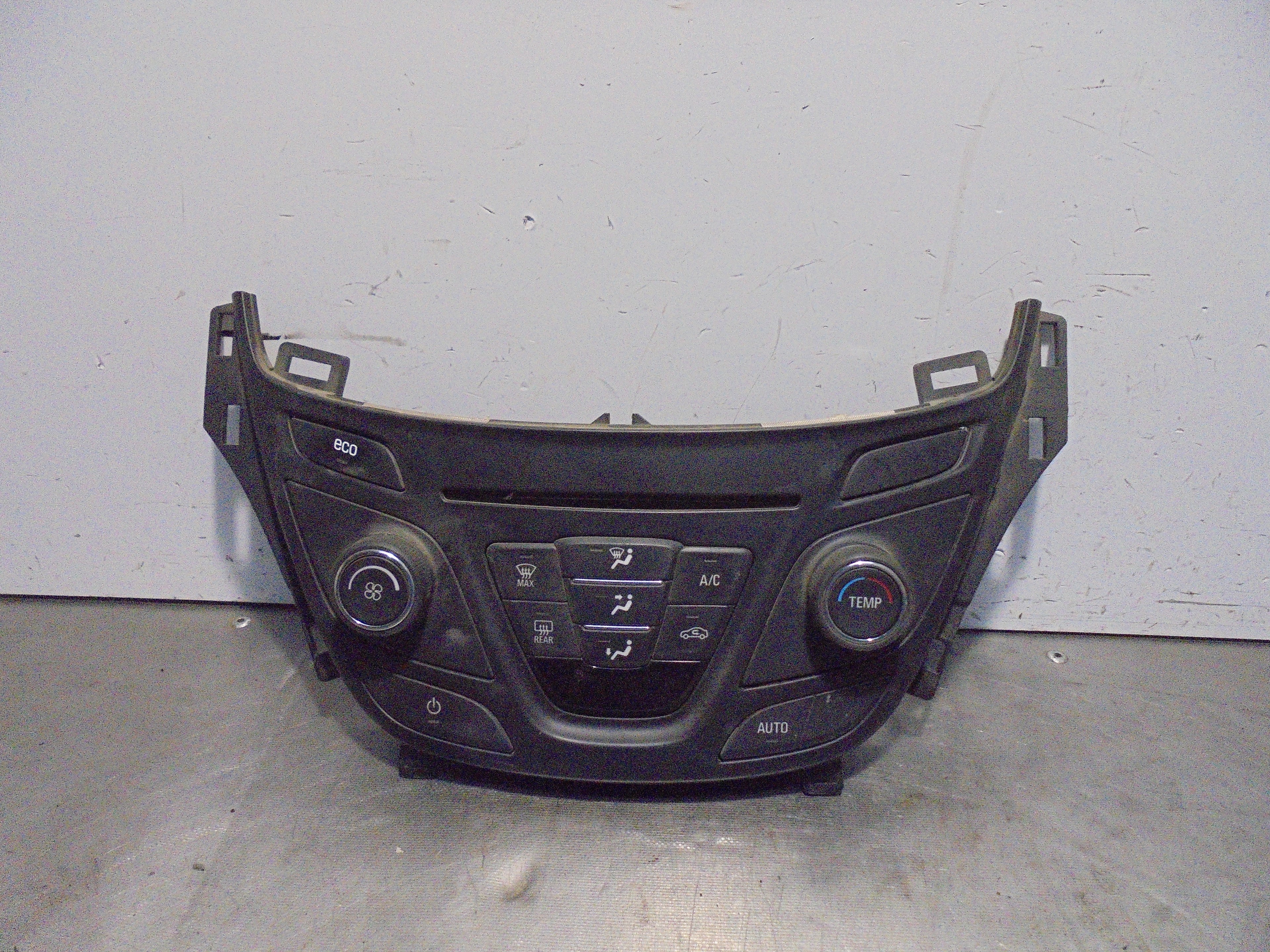 OPEL Insignia A (2008-2016) Unitate de control al climei 90802615 25061812