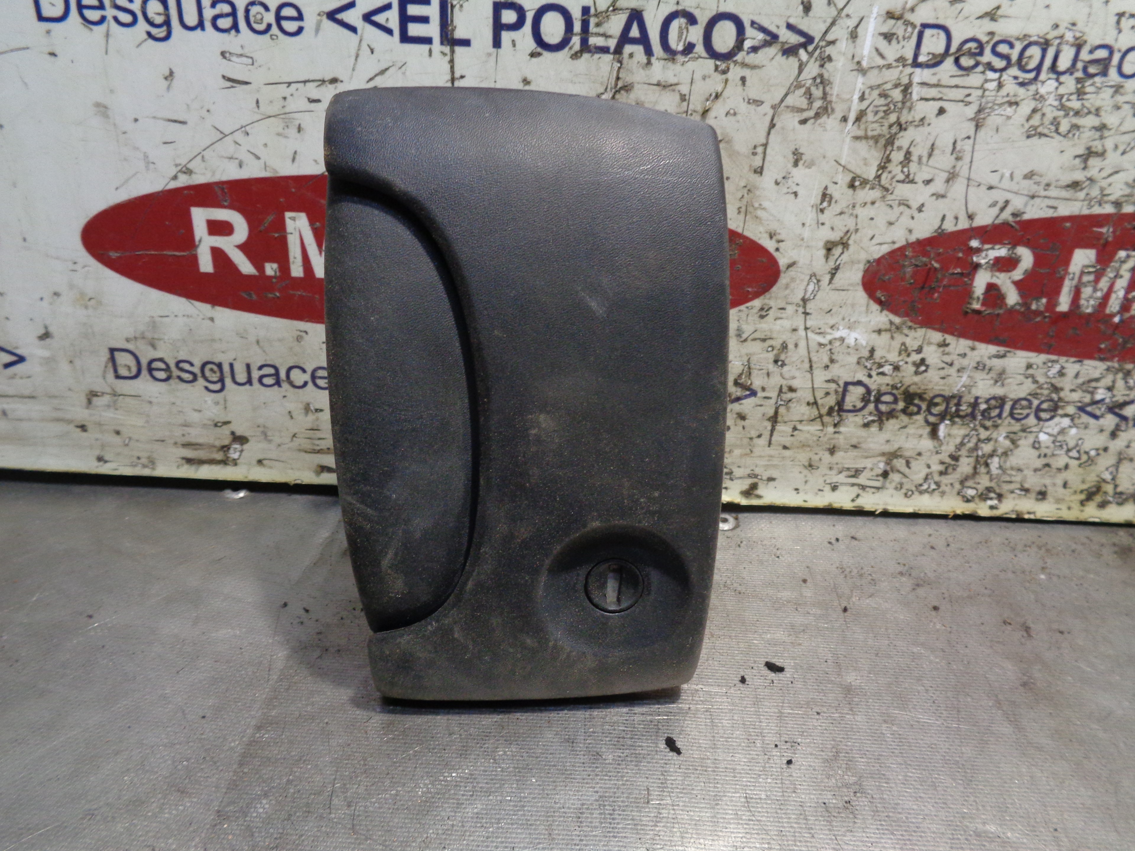 RENAULT Kangoo 1 generation (1998-2009) kita_detale 8200042082 25045522