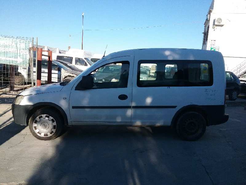 OPEL Combo C (2001-2011) Генератор 46823547 25964852