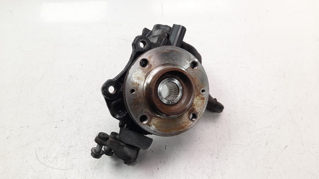 CITROËN C4 Cactus 1 generation (2014-2024) Front Left Wheel Hub 364690 20604614