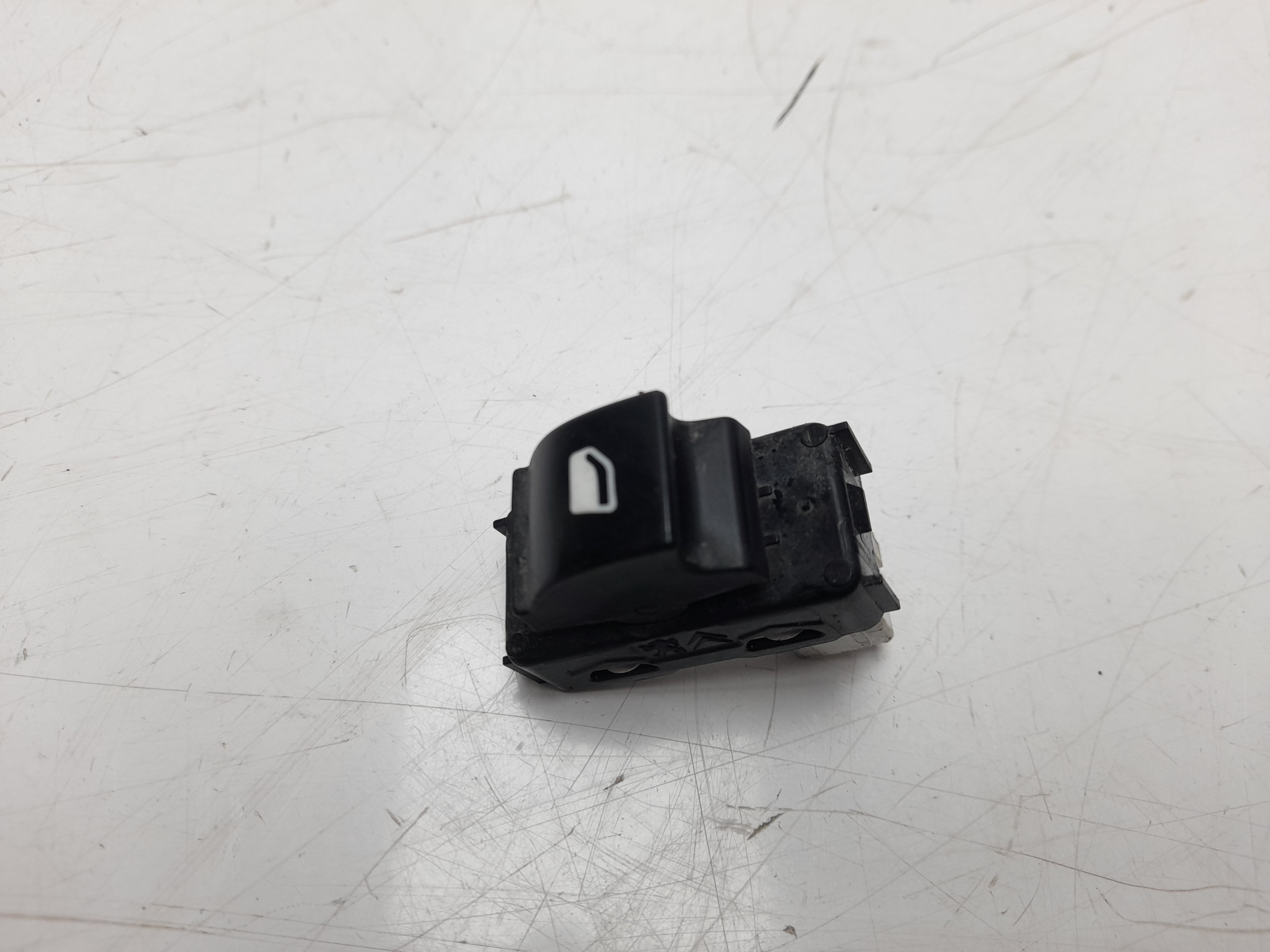 CITROËN C4 Picasso 2 generation (2013-2018) Front Right Door Window Switch 96762292ZD 18714838