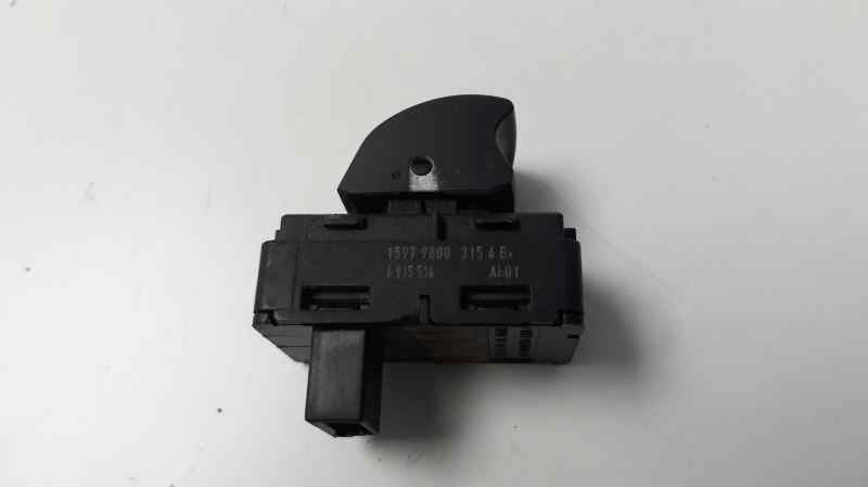 BMW 1 Series F20/F21 (2011-2020) Front Right Door Window Switch 6935534 18527148