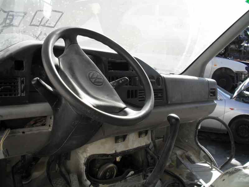 SEAT LT Короткий кардан коробки передач 2D0521101AR 18435986