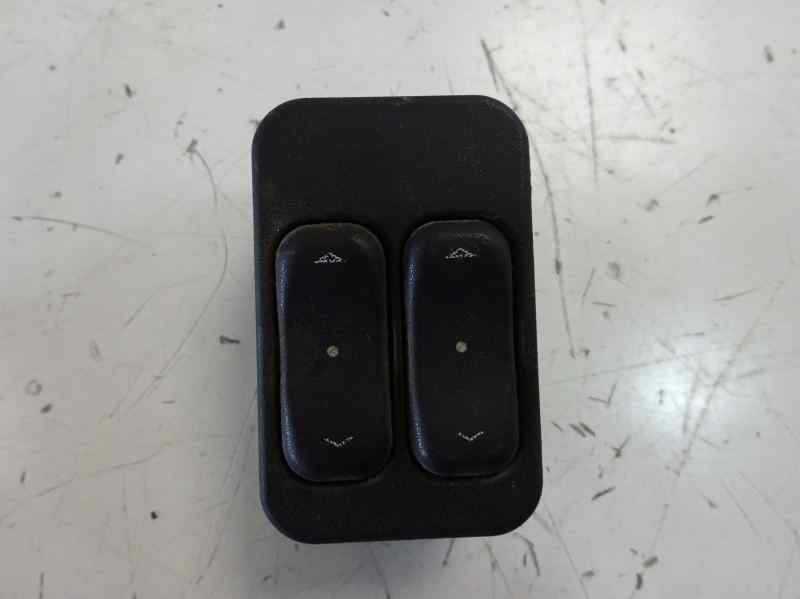 OPEL Corsa C (2000-2006) Front Left Door Window Switch 24409205 18559293