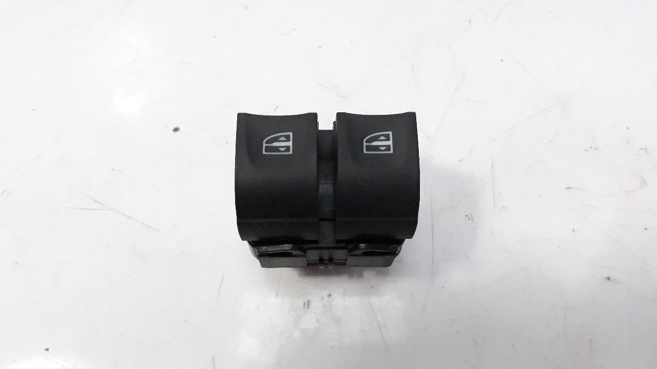 RENAULT Clio 3 generation (2005-2012) Front Left Door Window Switch 254113300R 18691916