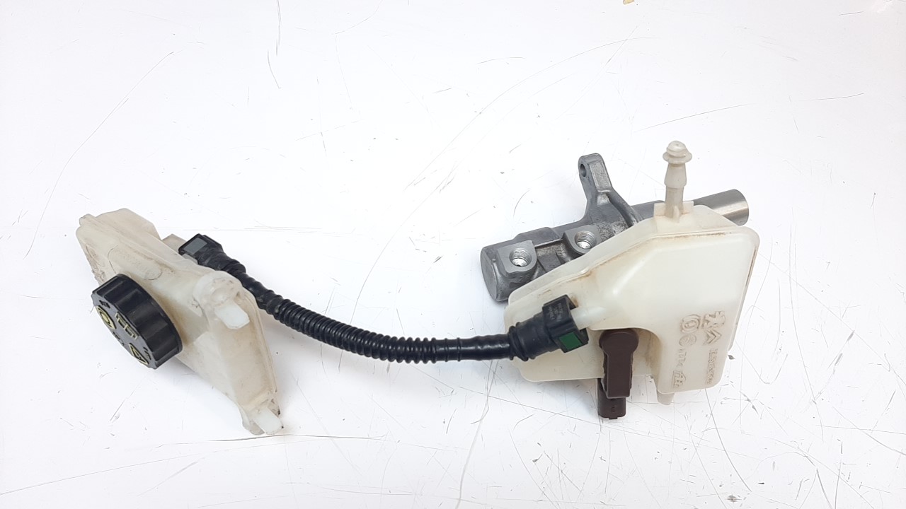 PEUGEOT 308 T9 (2013-2021) Brake Cylinder 9807651580 18394018