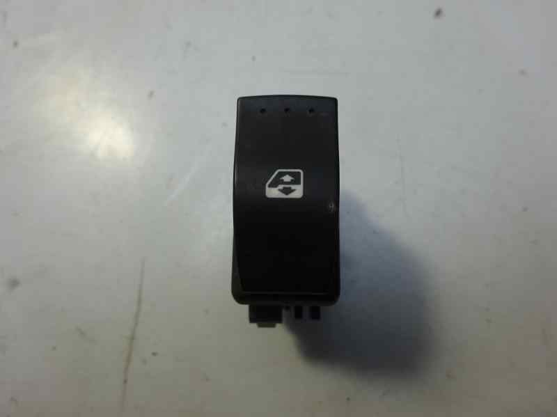 RENAULT Master 3 generation (2010-2023) Front Right Door Window Switch 26876193