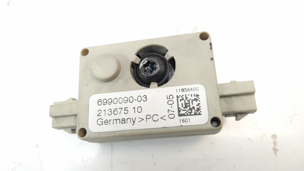 BMW 3 Series E90/E91/E92/E93 (2004-2013) Alte unități de control 699009003 24050949