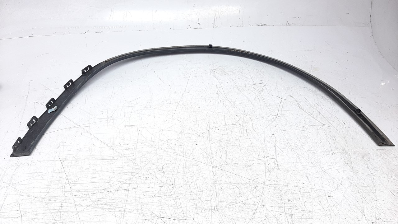 MERCEDES-BENZ GLA-Class X156 (2013-2020) Front Right Fender Molding A1568852422 22840892