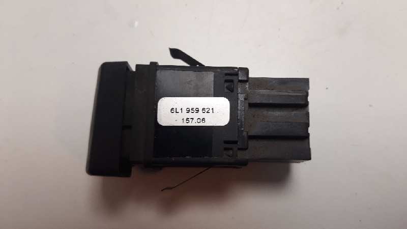 SEAT Cordoba 2 generation (1999-2009) Switches 6L1959621 18605583