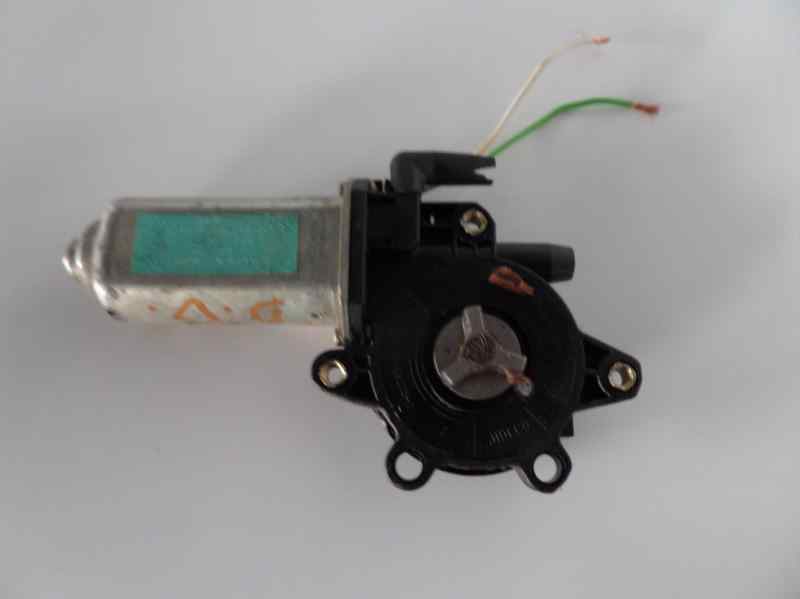 AUDI 100 4A/C4 (1990-1994) Motor de control geam ușă dreapta față 25311081