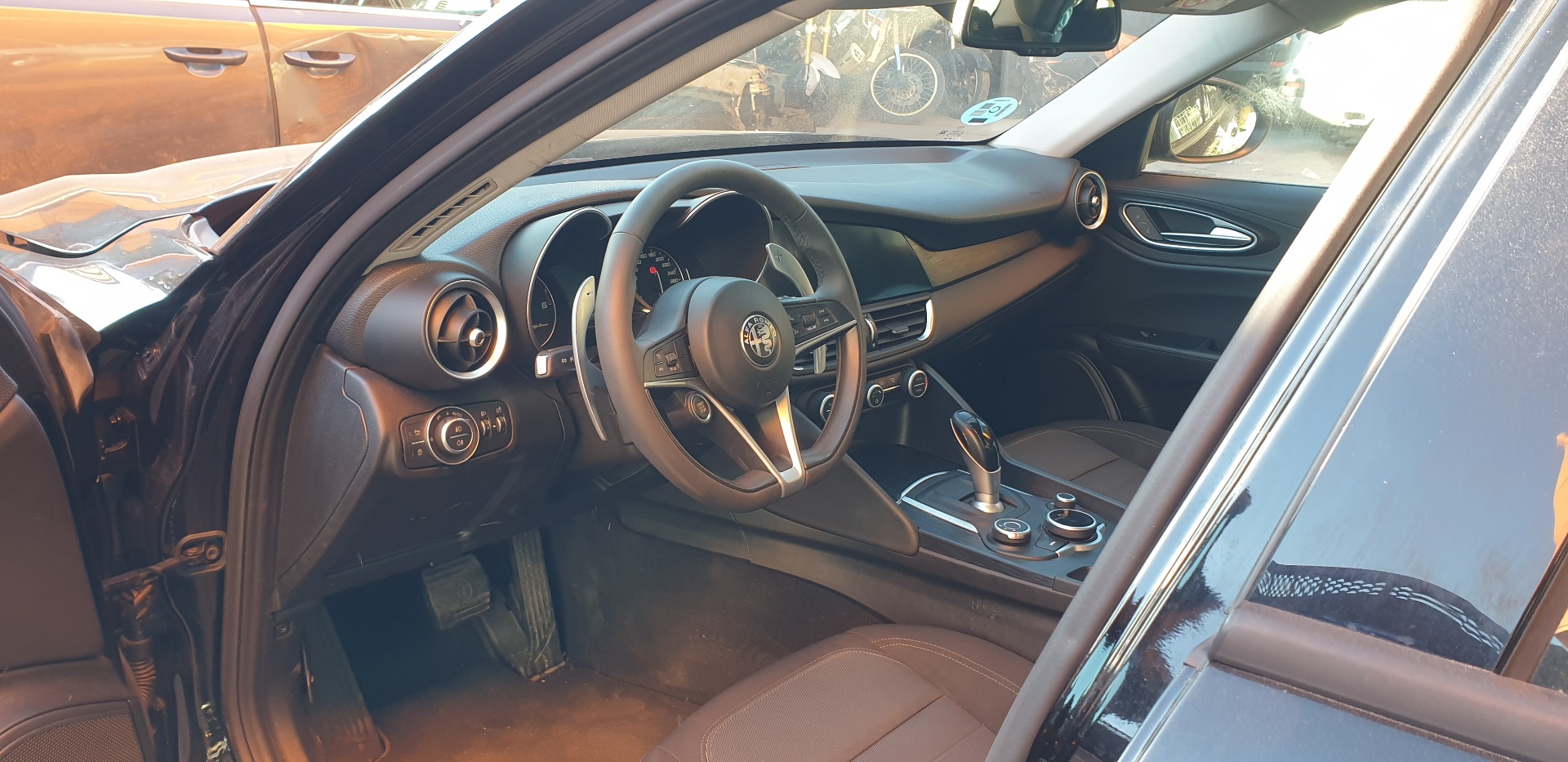 ALFA ROMEO Giulia 2 generation (2015-2024) Galinių kairių durų stiklo pakelėjas 505537750 23851910