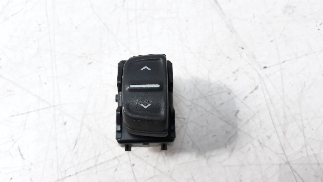 DACIA Sandero 2 generation (2013-2020) Front Right Door Window Switch 254218614R 22815599