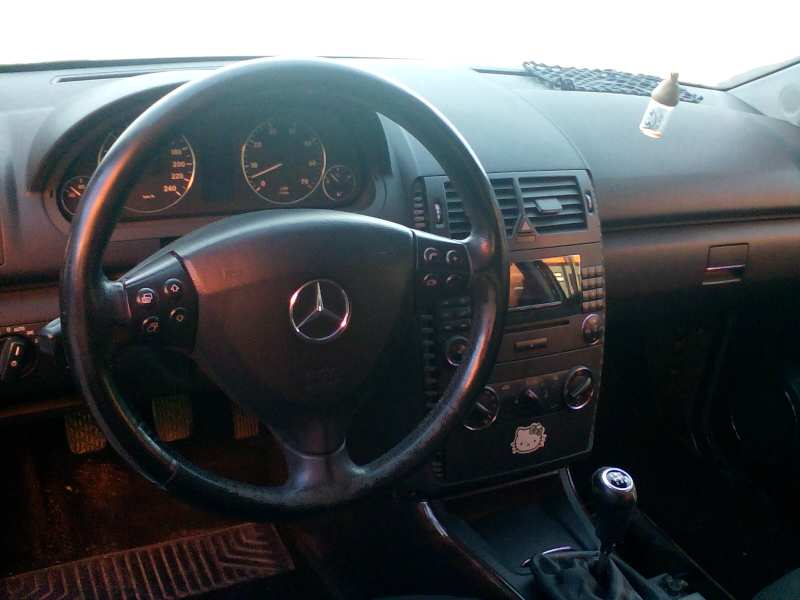 MERCEDES-BENZ A-Class W169 (2004-2012) Мотор за управление на прозореца на задната лява врата A1698201942 18450614