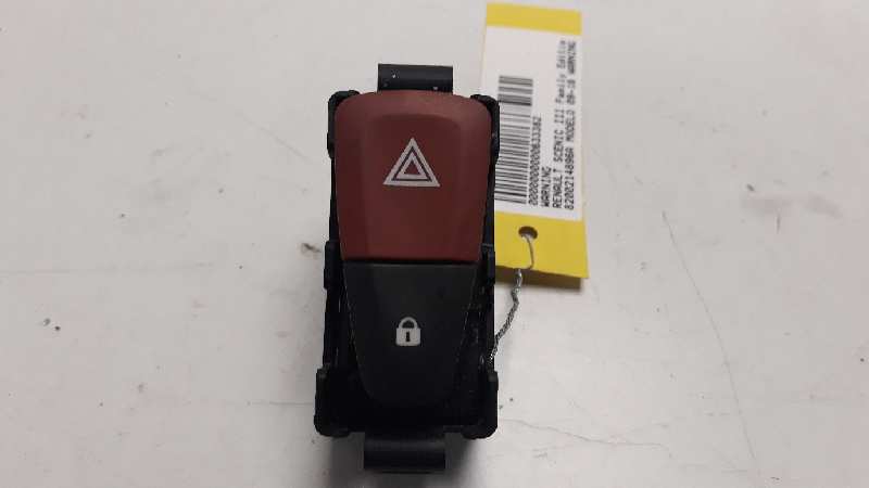 RENAULT Scenic 3 generation (2009-2015) Hazard button 8200214896A 18520552