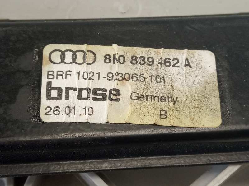 AUDI A4 B8/8K (2011-2016) Fönsterhiss för höger bakdörr 8K0839462A 24005438