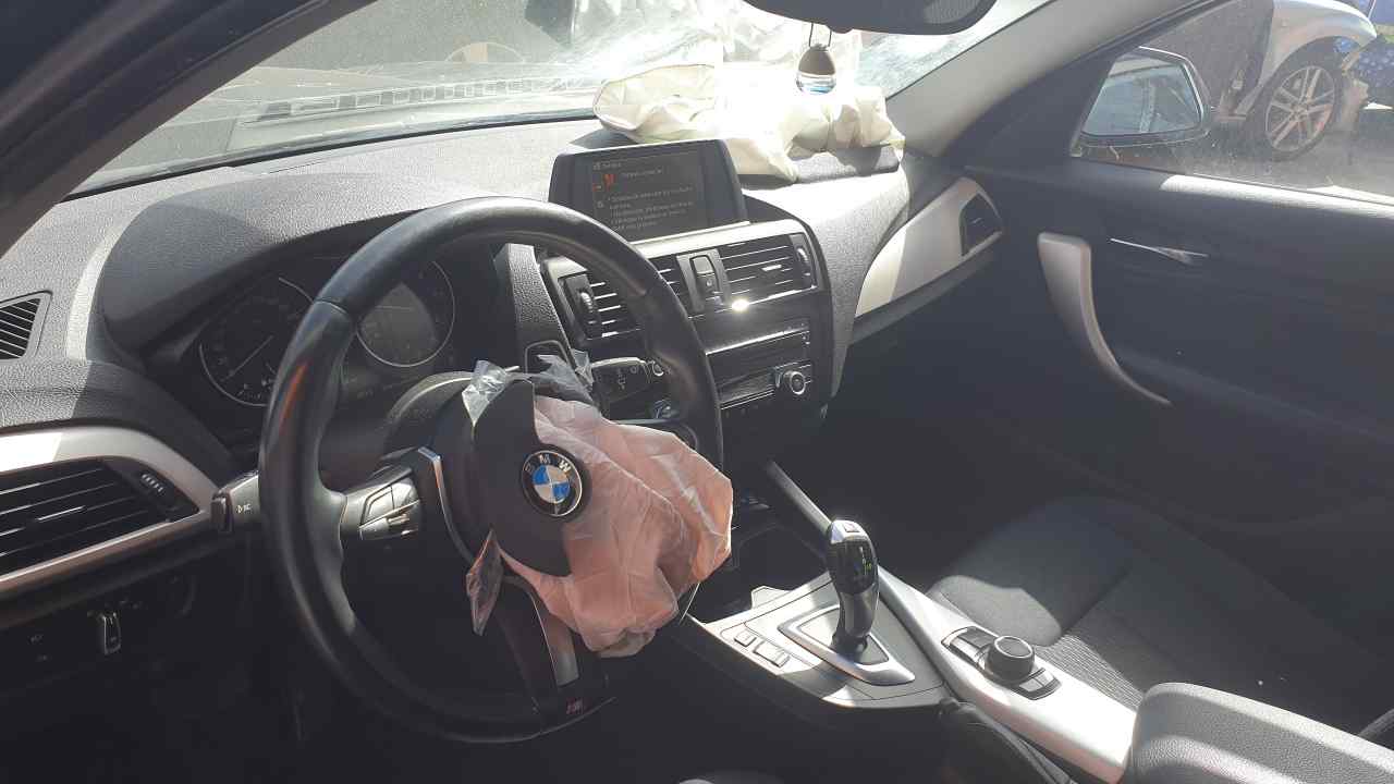 BMW 1 Series F20/F21 (2011-2020) Galinių kairių durų stiklo pakelėjas 7242555 18735247