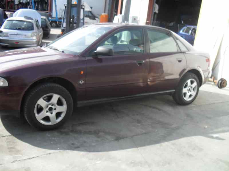 HONDA A4 B5/8D (1994-2001) Csomagtérfedél 8D5827023Q 18696879