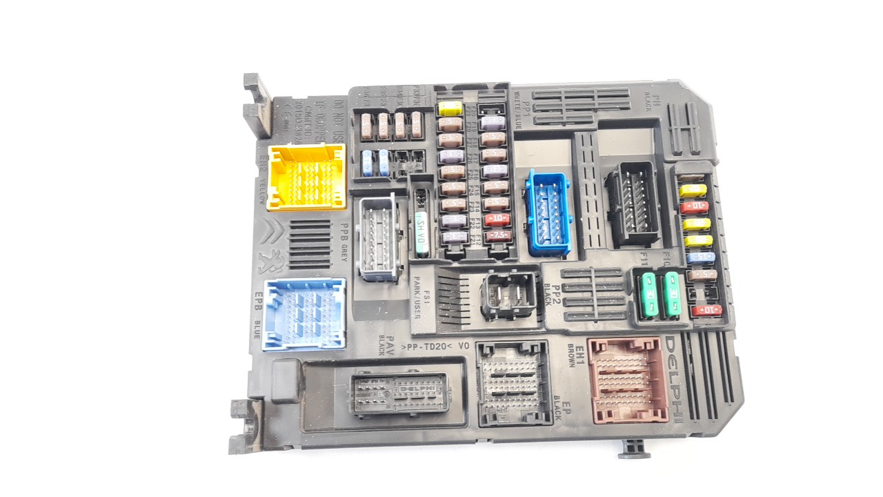 OPEL Corsa F (2019-2023) Fuse Box 9830707680 24039592