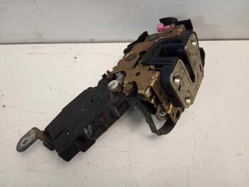 SUBARU OUTBACK (BE, BH) Front Right Door Lock 24012378