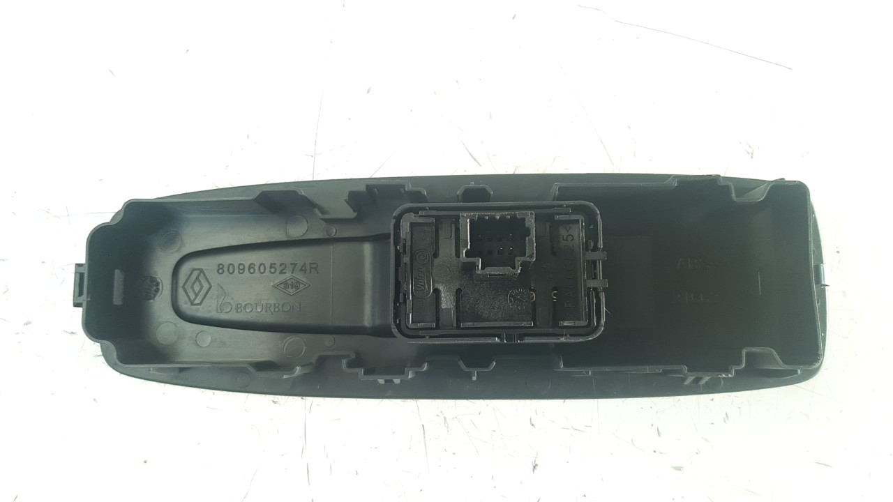 RENAULT Megane 3 generation (2008-2020) Priekšējo labo durvju logu pacelšanas slēdži 809605274R 23976458