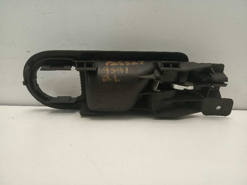 VOLKSWAGEN Passat Variant 1 generation (2010-2024) Front Left Door Interior Handle Frame 3B1837113 18609819