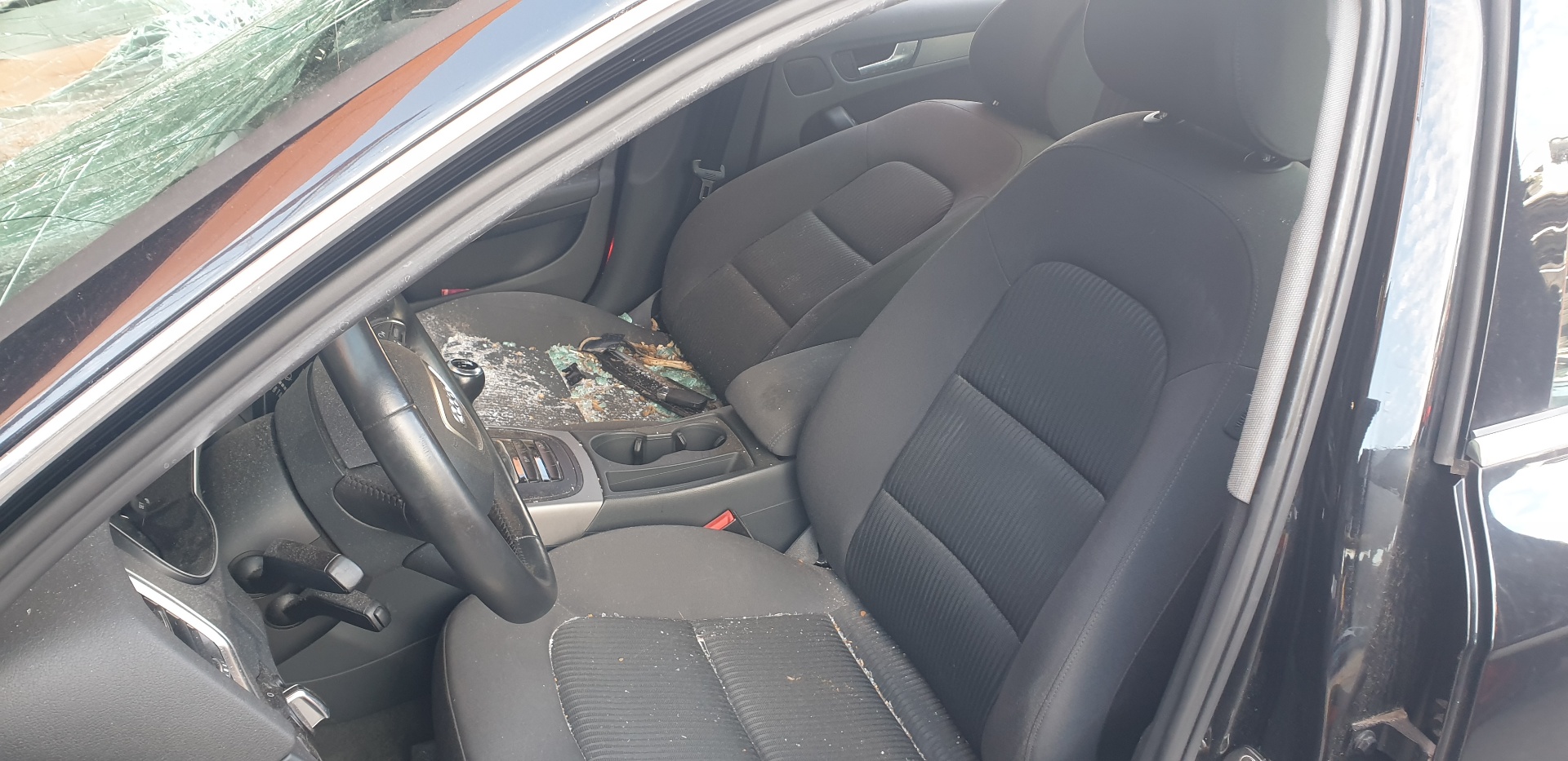 AUDI A4 B8/8K (2011-2016) Маторчик стеклоподъемника задней правой двери 8K0959812A 24679577