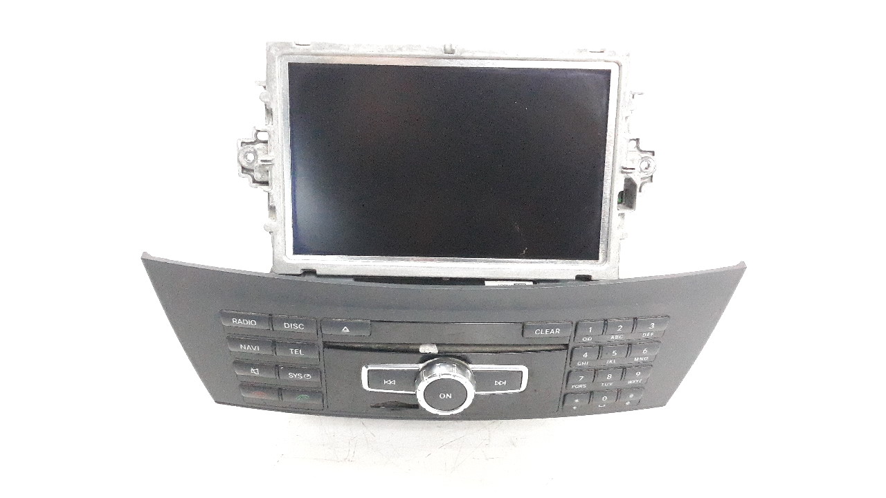 MERCEDES-BENZ C-Class W204/S204/C204 (2004-2015) Music Player With GPS 2049000208, 2049005105 22804595