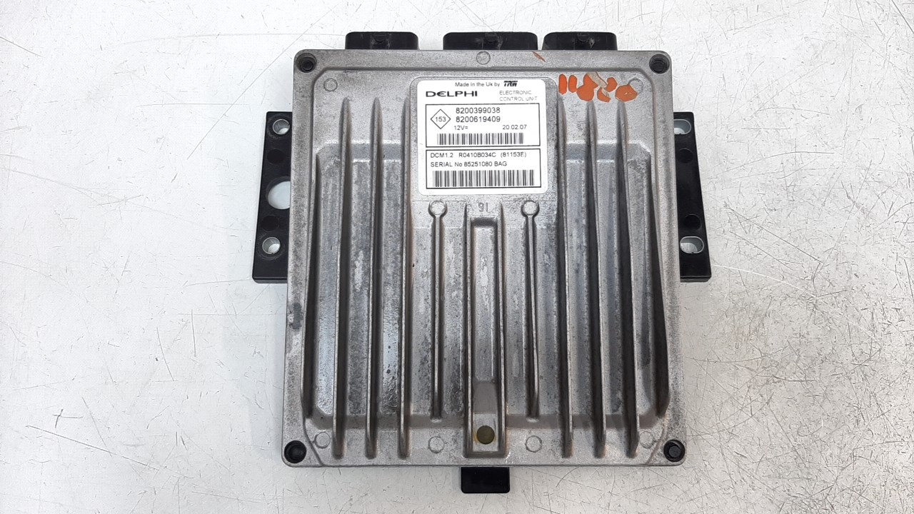 RENAULT Megane 2 generation (2002-2012) Блок керування двигуном ECU 8200399038 26601767