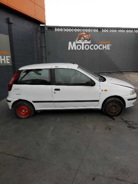 RENAULT Punto 1 generation (1993-1999) Generatorius 63321270 18491973