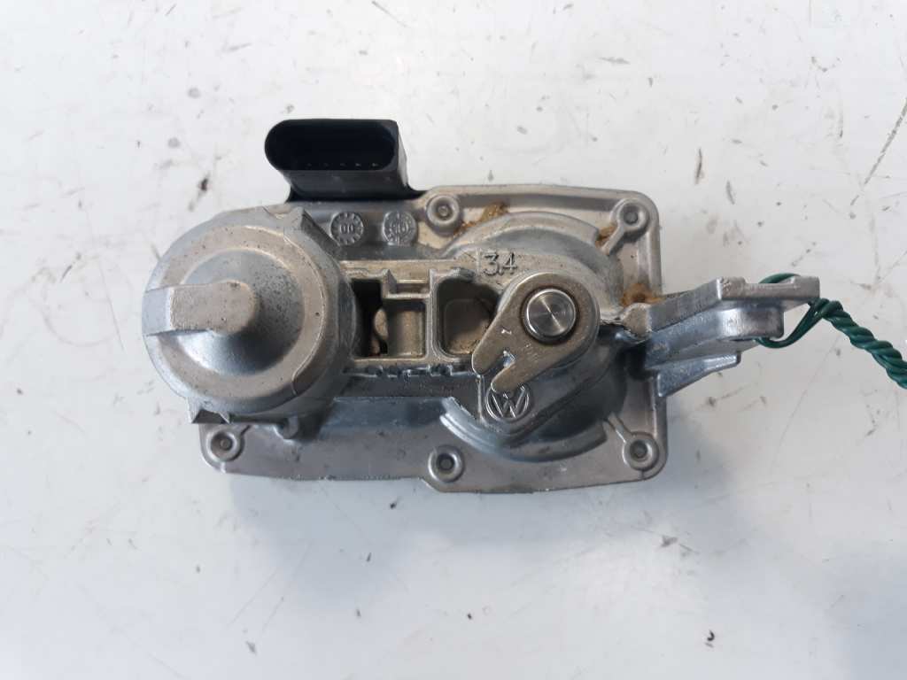 SEAT Cordoba 2 generation (1999-2009) Throttle Body 5Q0253691J 18525177