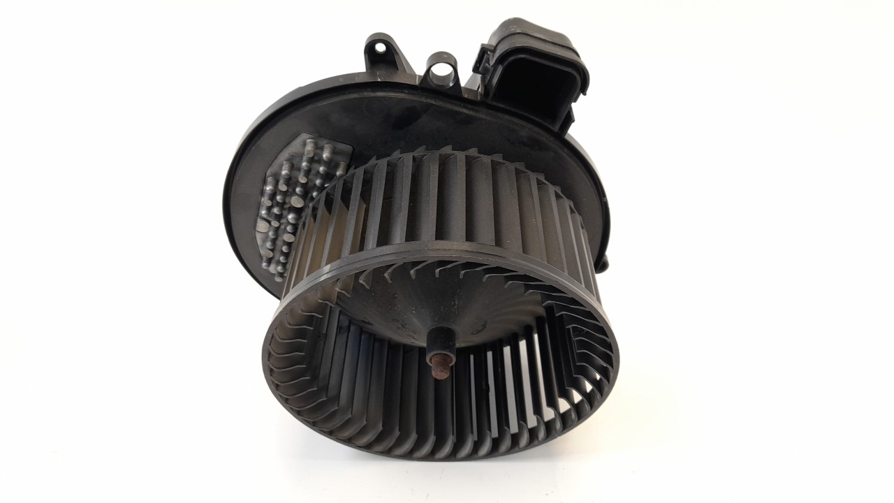 BMW 1 Series F20/F21 (2011-2020) Ventilateur de chauffage T1014415A 18641799