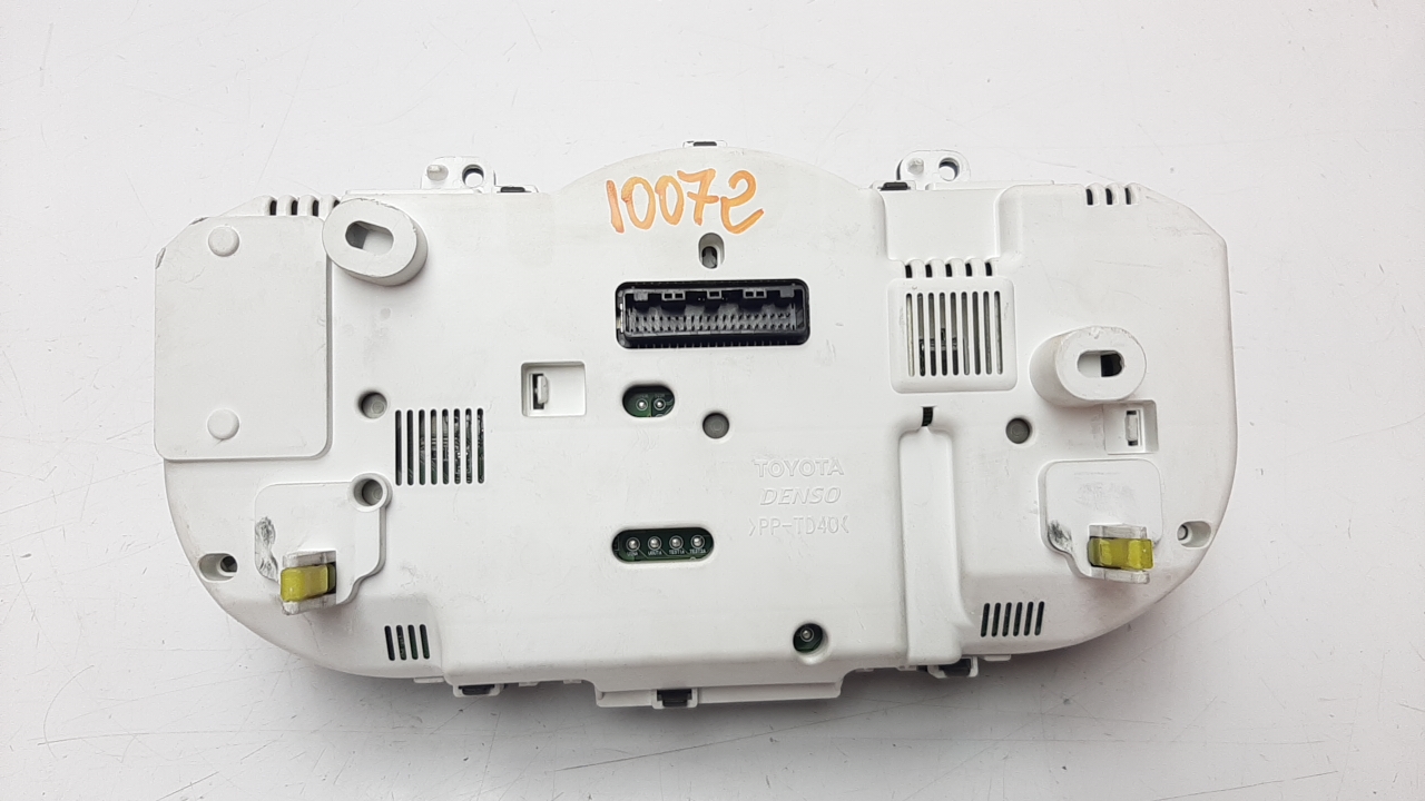 TOYOTA RAV4 2 generation (XA20) (2000-2006) Speedometer 8380042D03 18682863