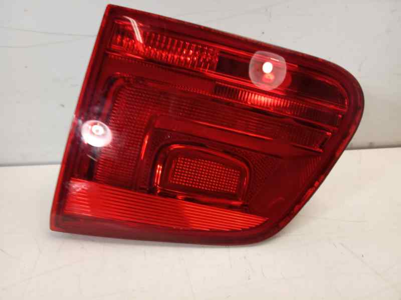 VOLKSWAGEN Tiguan 1 generation (2007-2017) Rear Right Taillight Lamp 5N0945094G 18664295