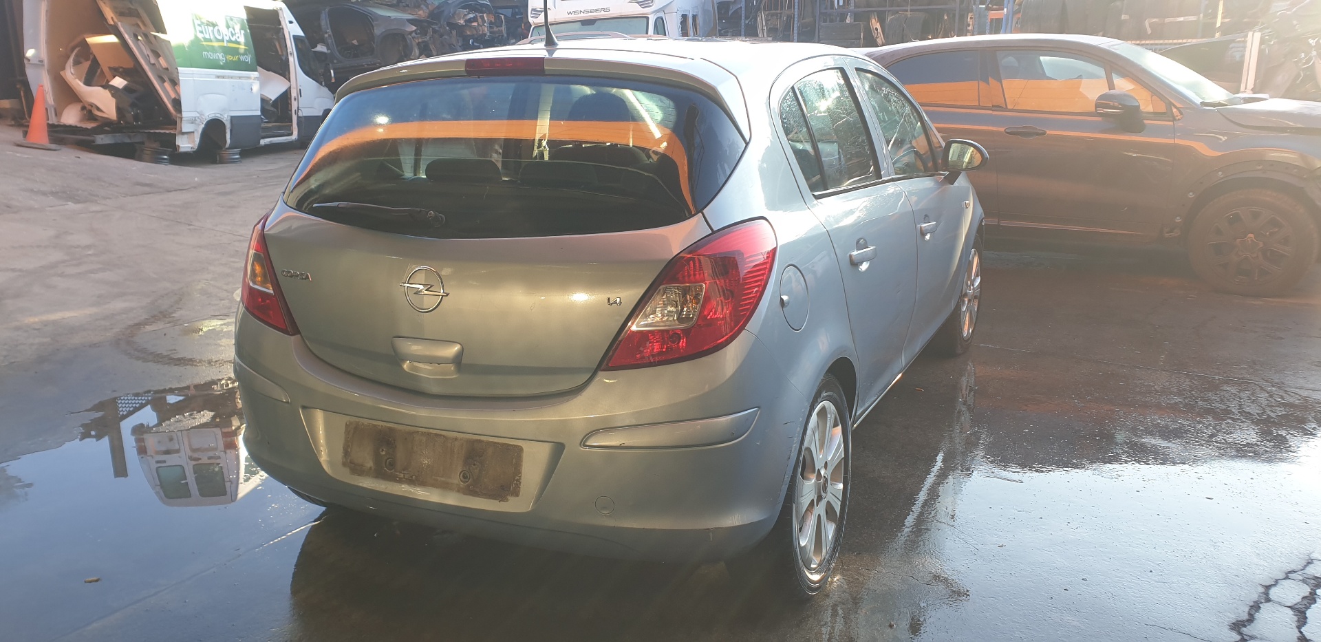 OPEL Corsa D (2006-2020) Bagāžas nodalījuma loga tīrītāja motorīts 13163029 24051175