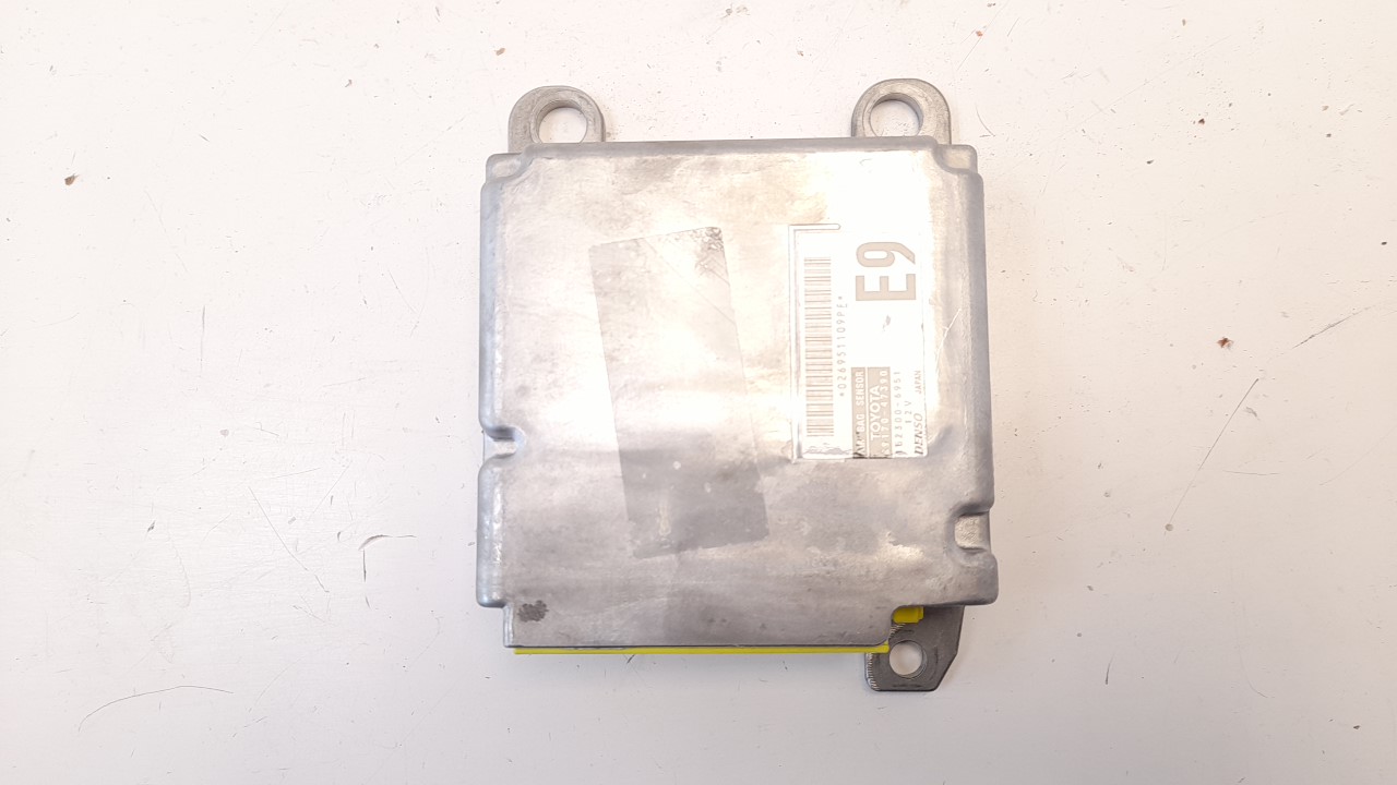 TOYOTA Prius 2 generation (XW20) (2003-2011) Блок SRS 8917047390 18517143