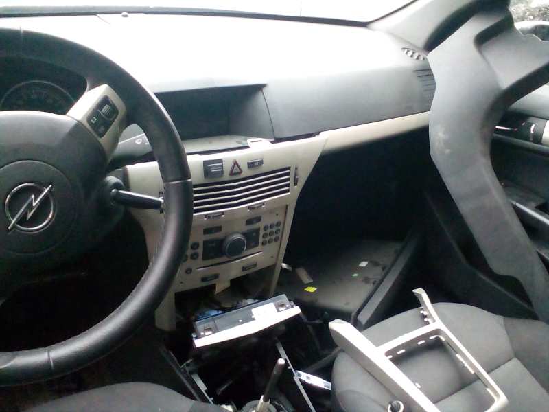 MITSUBISHI Astra J (2009-2020) Топливная рейка 0445214094 18480904