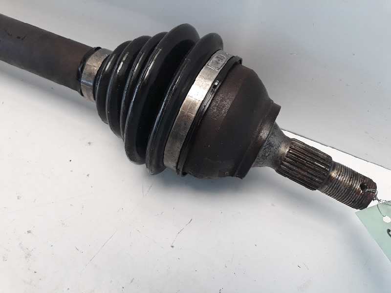 PEUGEOT 5008 1 generation (2009-2016) Front Right Driveshaft 9661107480 18507676