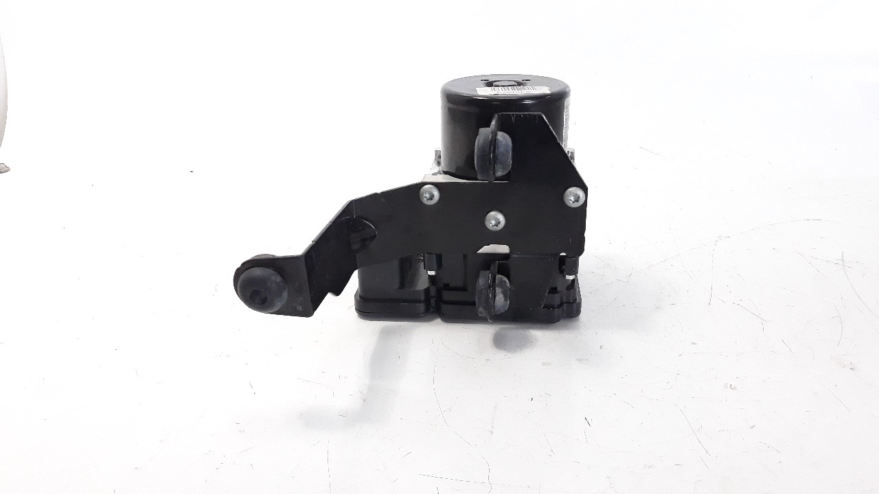 VOLVO V40 2 generation (2012-2020) ABS pump P31423315 18747051