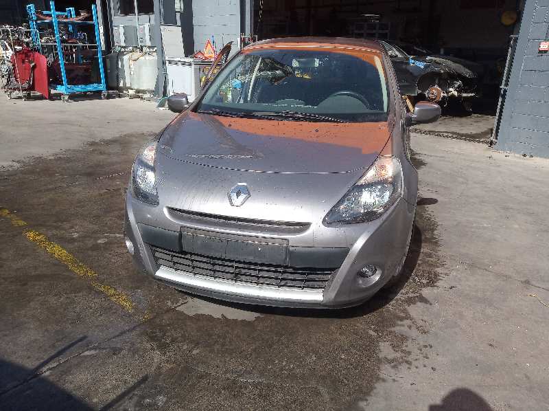 RENAULT Clio 3 generation (2005-2012) Ступица передняя левая 8200345944 18692352