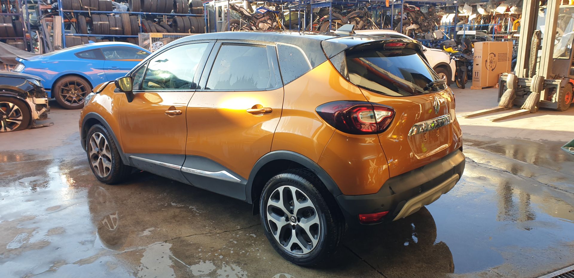 RENAULT Captur 1 generation (2013-2019) Праве бічне дзеркало 963018492R 26818751