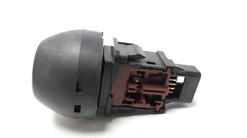 TOYOTA RAV4 2 generation (XA20) (2000-2006) Switches 15B116 18653697