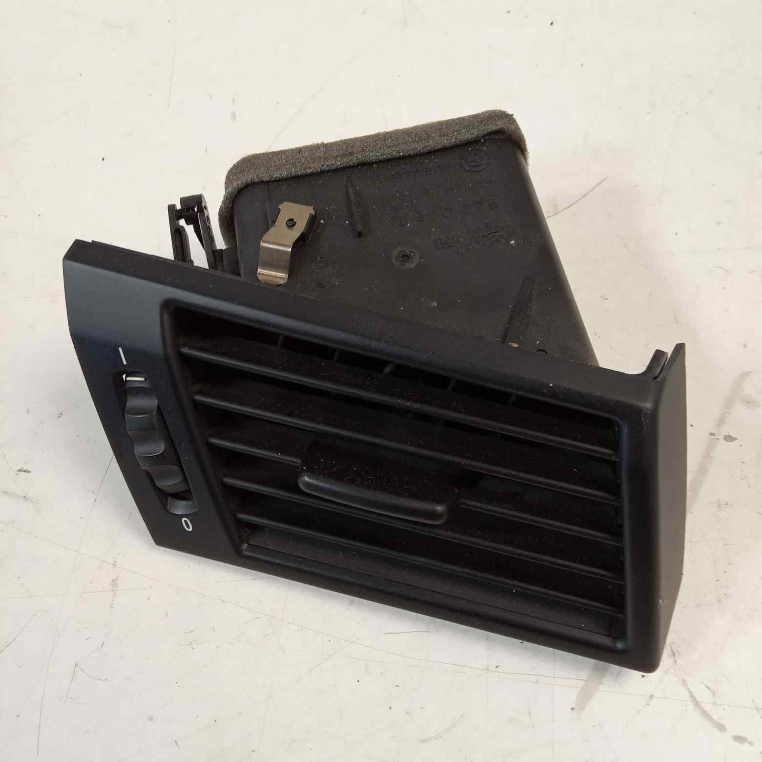 BMW X3 E83 (2003-2010) Cabin Air Intake Grille 3400074 24011134