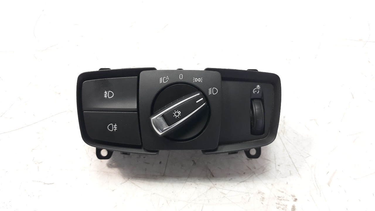 BMW 1 Series F20/F21 (2011-2020) Headlight Switch Control Unit 926530304 22802132
