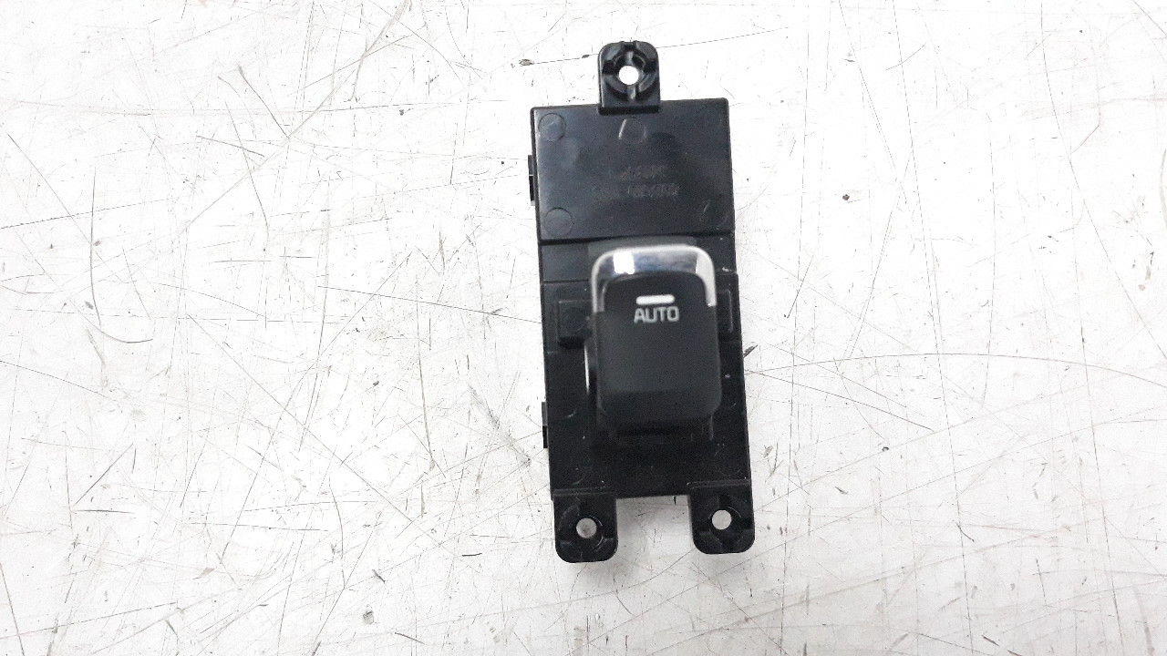 KIA Cee'd 2 generation (2012-2018) Rear Right Door Window Control Switch 93580A2100 18707800